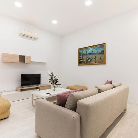 Acogedor Y Comodo Apartamento Madrid A/C المظهر الخارجي الصورة
